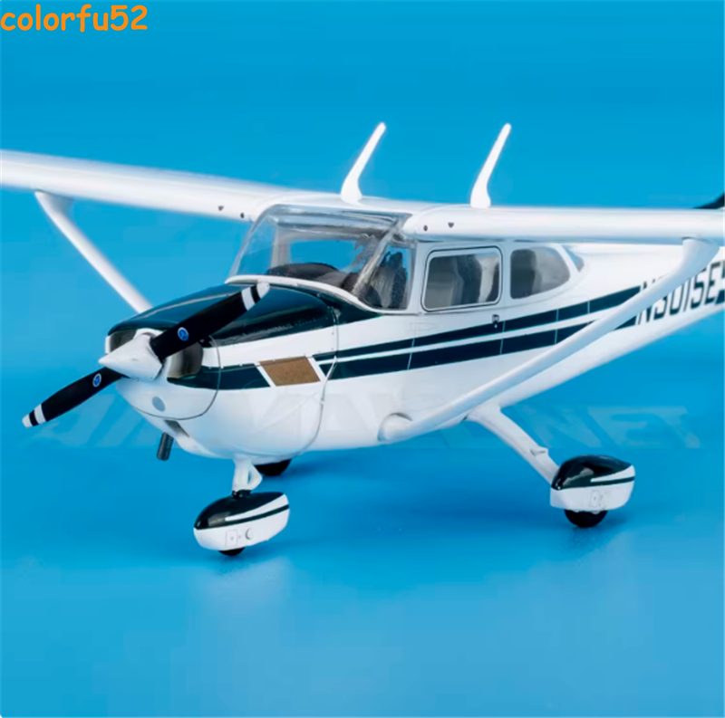 JC Wings XX172001 Cessna 172 N3015E Alloy 1:72 Private Aircraft