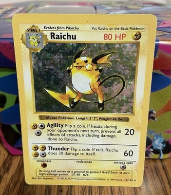 Vintage Pokémon Raichu 14/102 Shadowless Base Set Holo Rare Card HP WOTC 1999