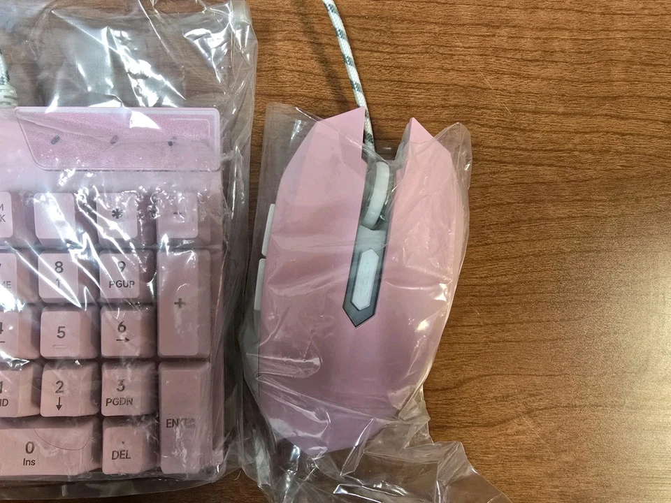 4 in 1 Gaming Combo,Rainbow Mechanical Keyboard 6400 DPI Mouse 3.5mm Headset - Image 3 of 4