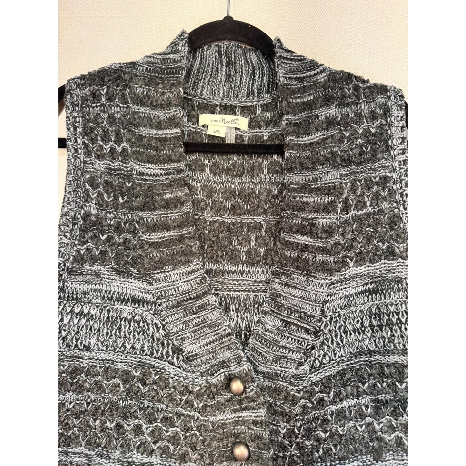 Chaleco largo tejido Simply Noelle para mujer L/XL gris/azul abotonado delantero Foto 3 de 4