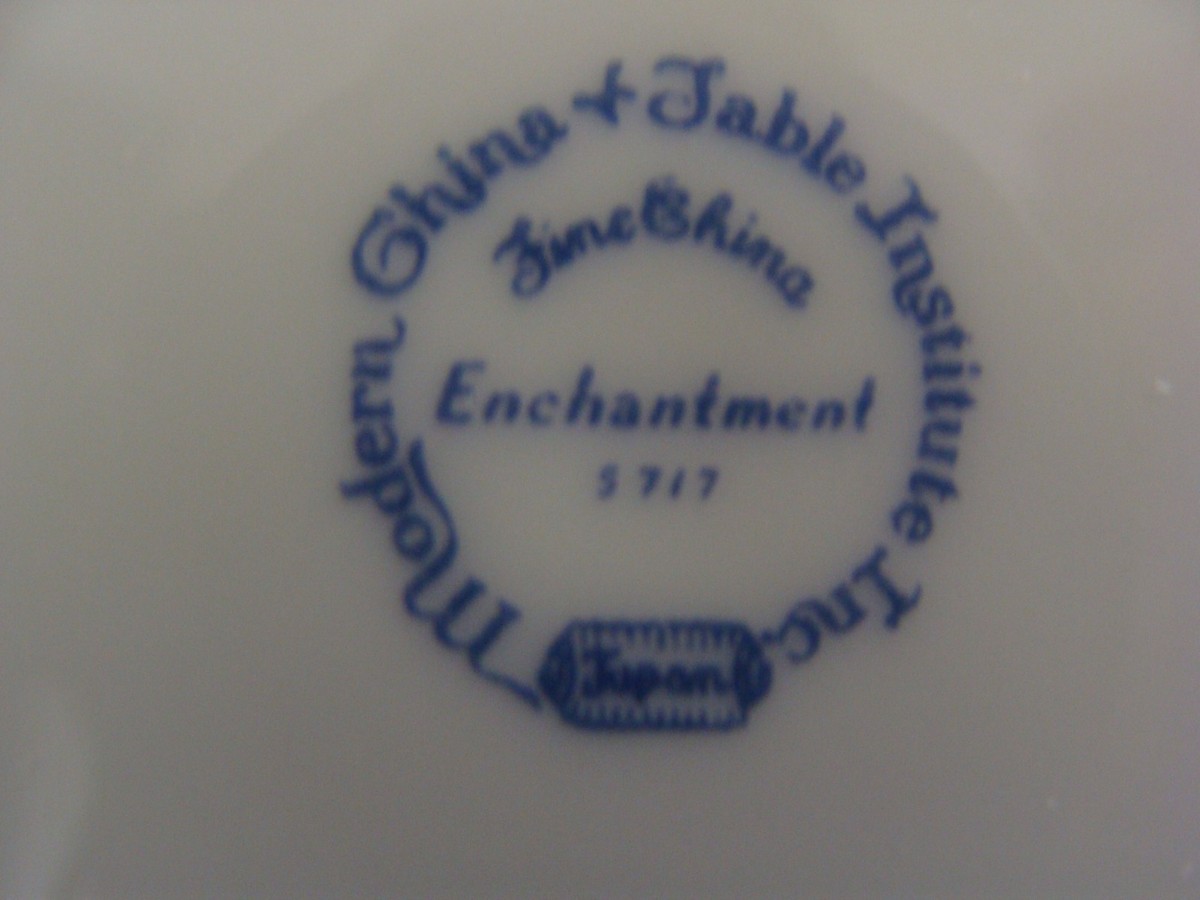 食器 Enchantment set Enchantment Saucer by Hanover | Replacements