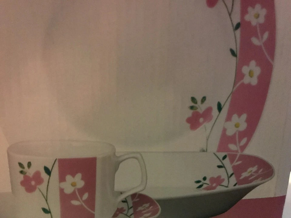 Juego de vajilla Gibson Everyday Anabelle nuevo 16 piezas Foto 3 de 4