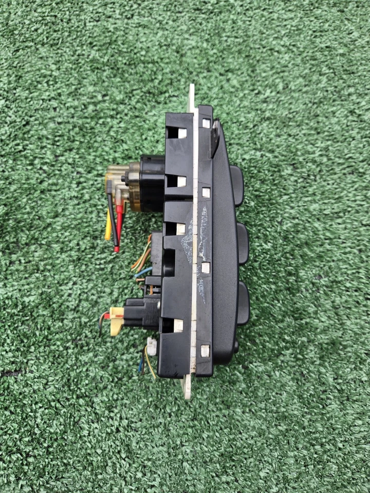 OEM 1998-2001 DODGE RAM 1500 2500 3500 AC HEATER A/C CLIMATE CONTROL 55056702AD - Image 4 of 4