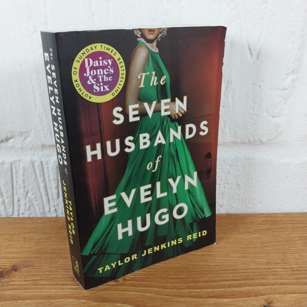 The Seven Husbands of Evelyn Hugo — Taylor Jenkins Reid