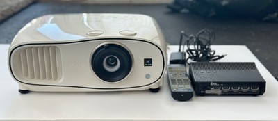 Epson Home Cinema 3600e Wireless 2D/3D Full HD 1080p 3LCD Projector