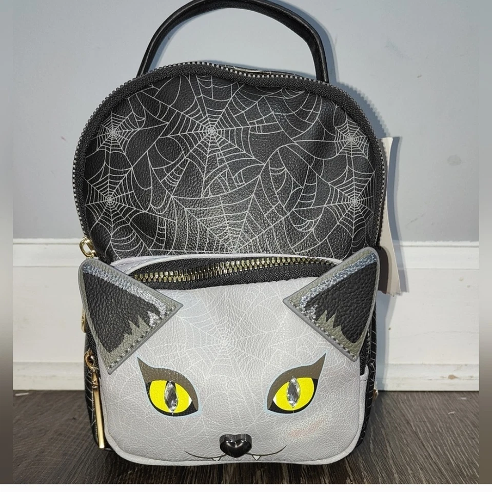 Mini Mochila Betsey Johnson Kitsch Vampiro Gato Telaraña Negra Gris Nueva Foto 2 de 4