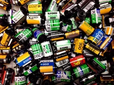 SALE - 100 Assorted empty 35mm film cassettes, Kodak, Fuji, Ilford and more