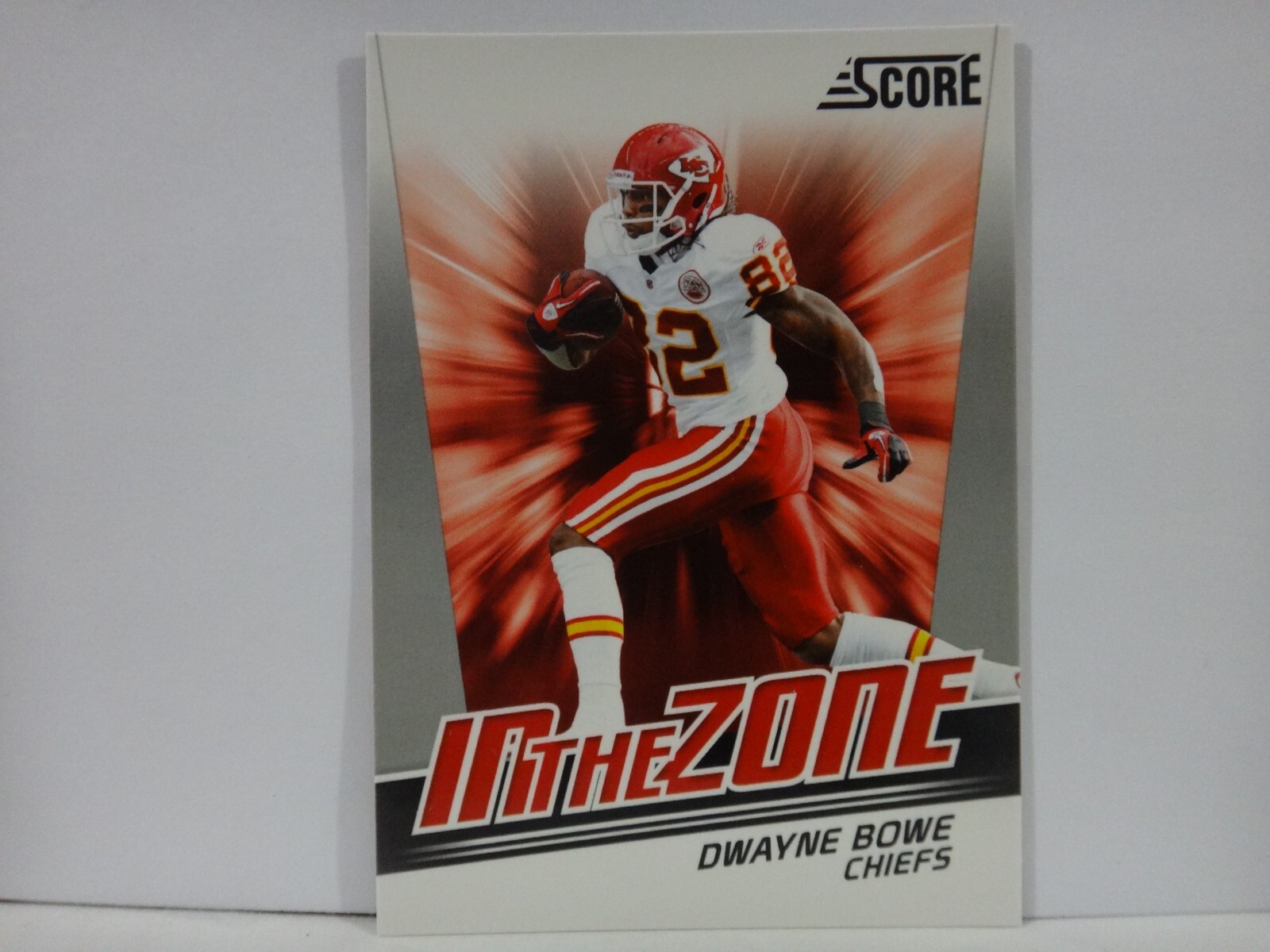 2011 Score In the Zone Glossy Dwayne Bowe #8