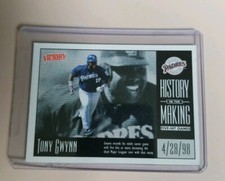 1999 Upper Deck Victory Baseball - #338 - Tony Gwynn - San Diego Padres