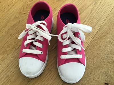 kids wheelie trainers
