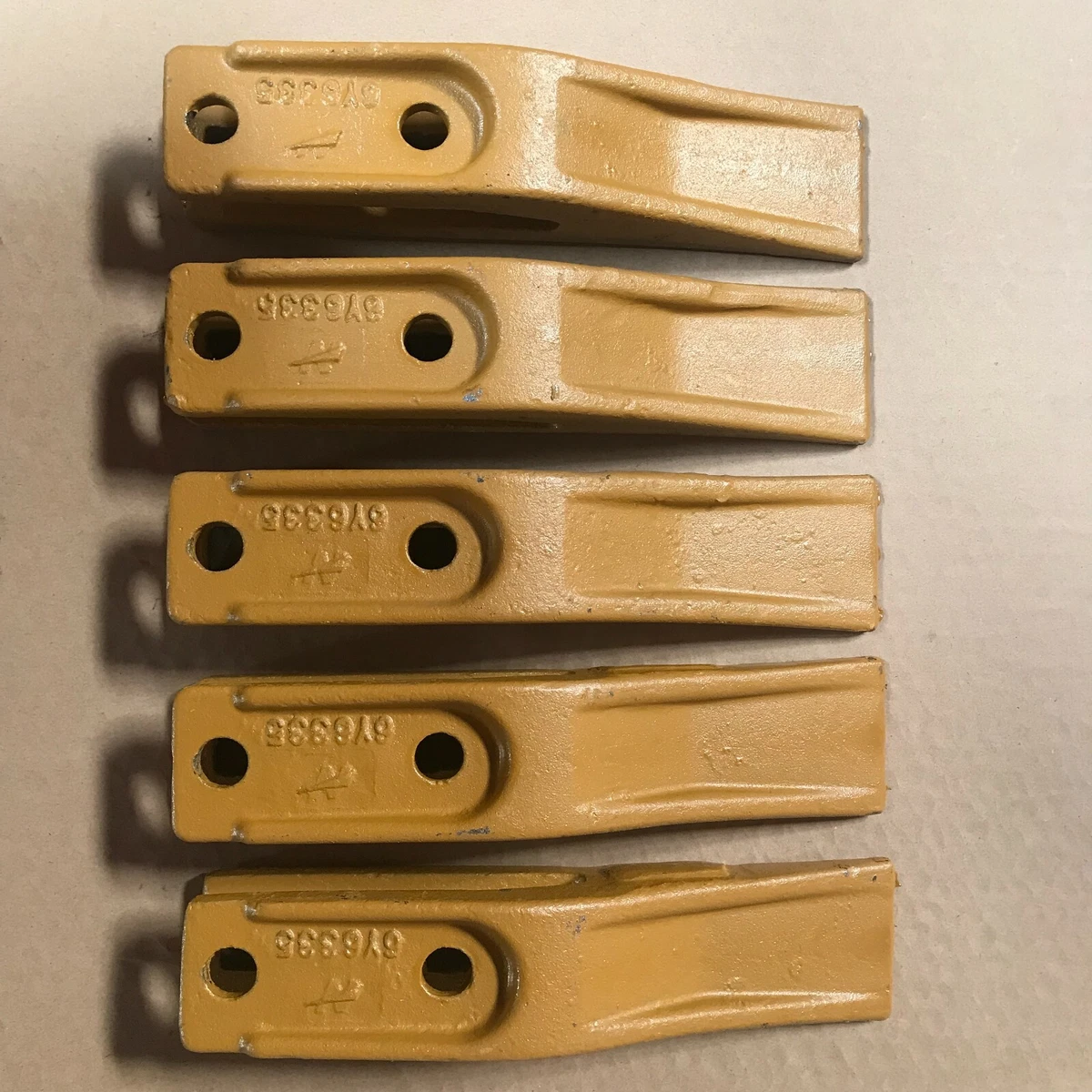 5 PCS 1358203 Tooth-UNI Fits Caterpillar 6Y6335 414E 416B 416C  