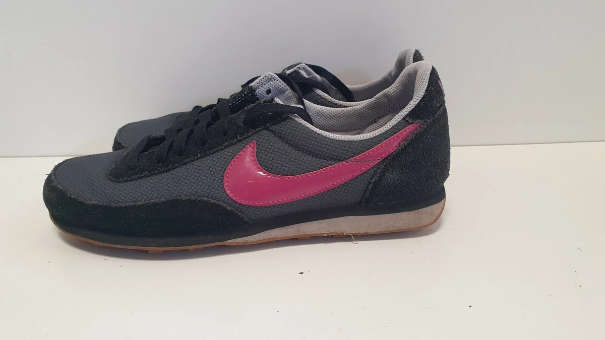 AA696 WOMENS NIKE BLACK GREY PINK SUEDE RUNNING SPORTS TRAINERS SIZE UK 6 EU 40