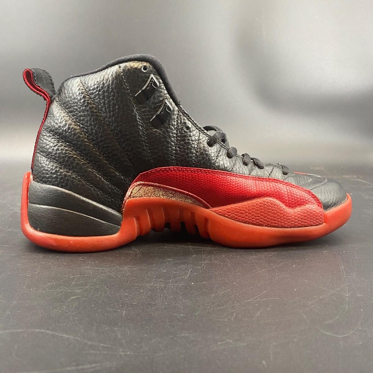 Jordan 12 Retro Flu Game 2003 Shoe Size 9 136001-063 Black/Varsity