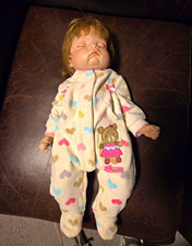 Sleeping Baby Girl Doll Brown Straight Hair Eyes Closed Vinyl Bear Heart Pajamas
