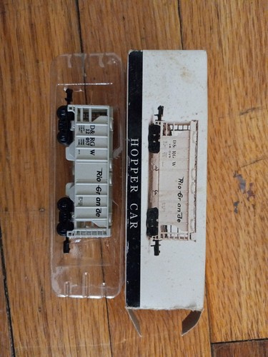Hopper Car Box Container Very Damaged But Toy Car In Perfect Condition!! - Picture 5 of 8