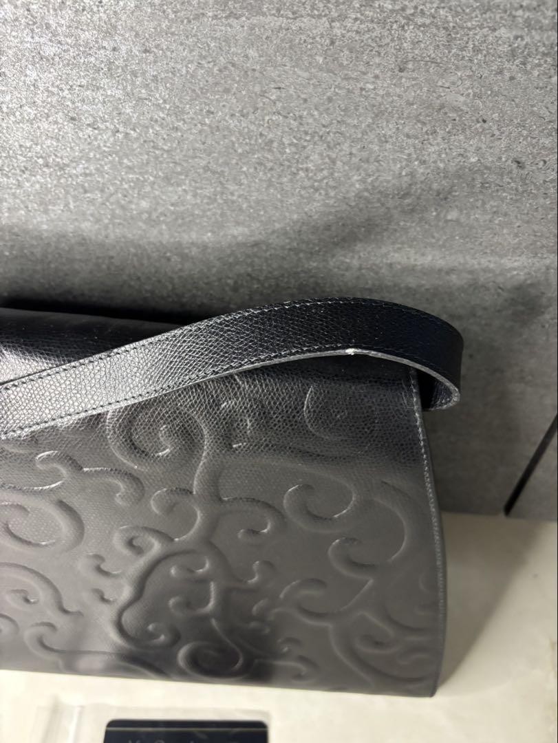 Borsa a tracolla Yves Saint Laurent nera articolo vintage Ysl