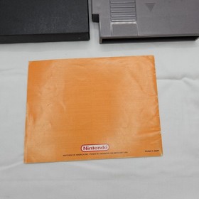 Nintendo NES Donkey Kong Classics (1988) Game Cartridge with manual