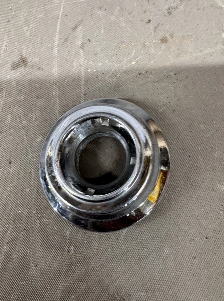 Pontiac GTO Firebird Grand Prix 1965-1972 perilla de espejo remoto bisel tuerca Tempest Foto 3 de 4