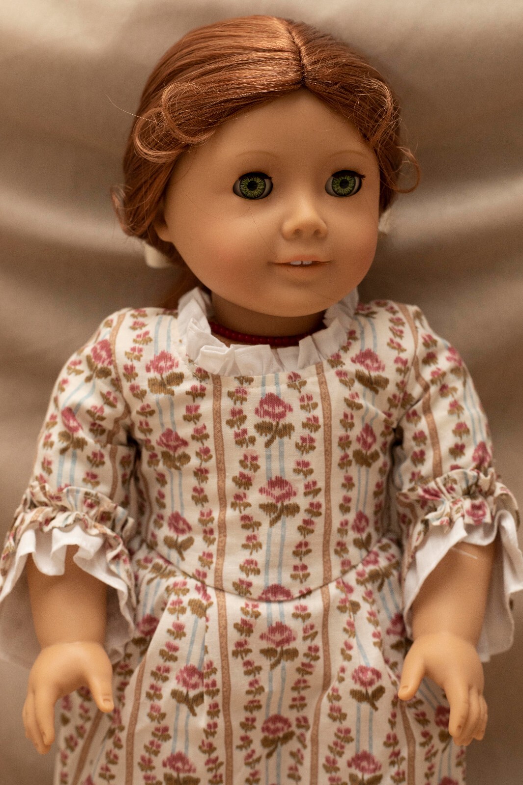 Pleasant Company American Girl Doll FELICITY 1991 with Books and Paper