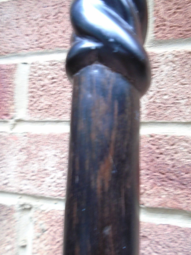 Hardwood ebony walking stick with Mop inlay and carved kings detail- lovely item - Picture 17 of 18