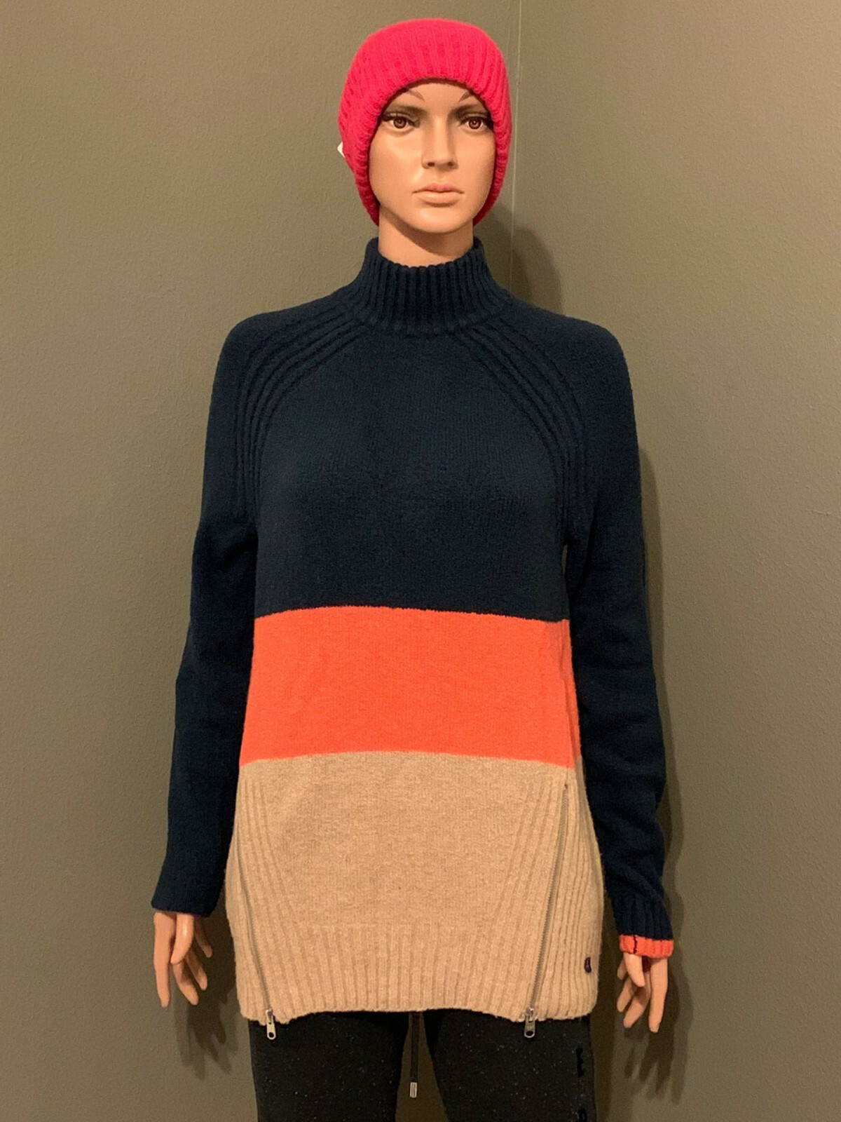 Abercrombie \u0026 Fitch Turtleneck Sweater 
