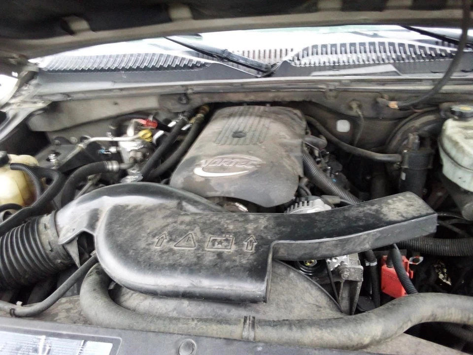 Engine 5.3L VIN T 8th Digit Fits 03-04 AVALANCHE 1500 28084901 Foto 3 de 4