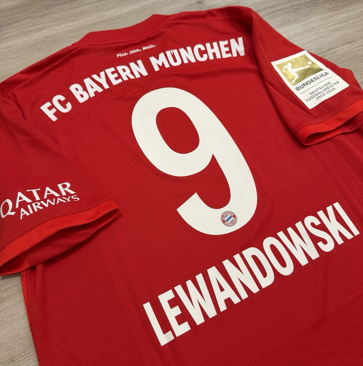 Футбольные веера Bayern Munich International Club - огромный выбор