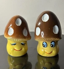 Vintage Anthropomorphic Mushroom Salt Pepper Shakers Japan Kitsch Retro Kitchen