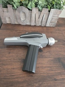Star Trek Classic Phaser Collector Series Edition Tested And Working