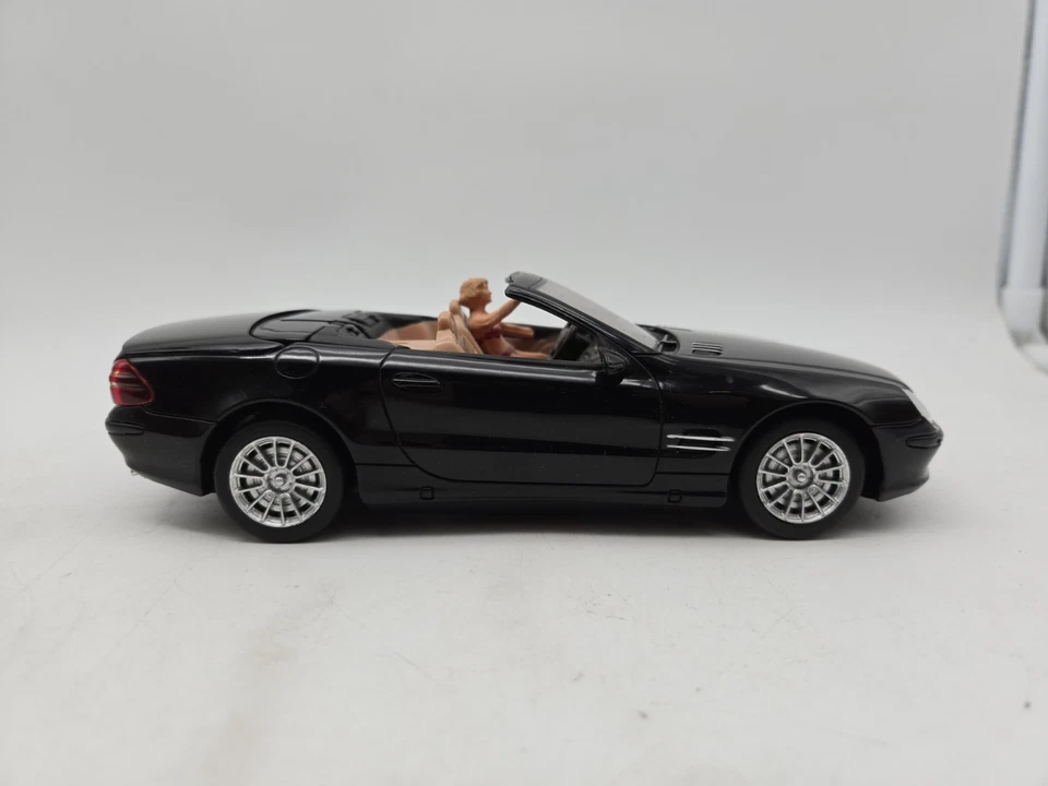 Carson Dickie 1:24 Mercedes-Benz SL 500 R230 (Ohne Fernbedienung)  - Bild 3 von 4