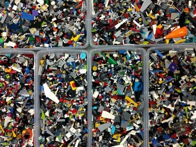 4 LBs Bulk Lot of Assorted LEGO Pieces & Parts