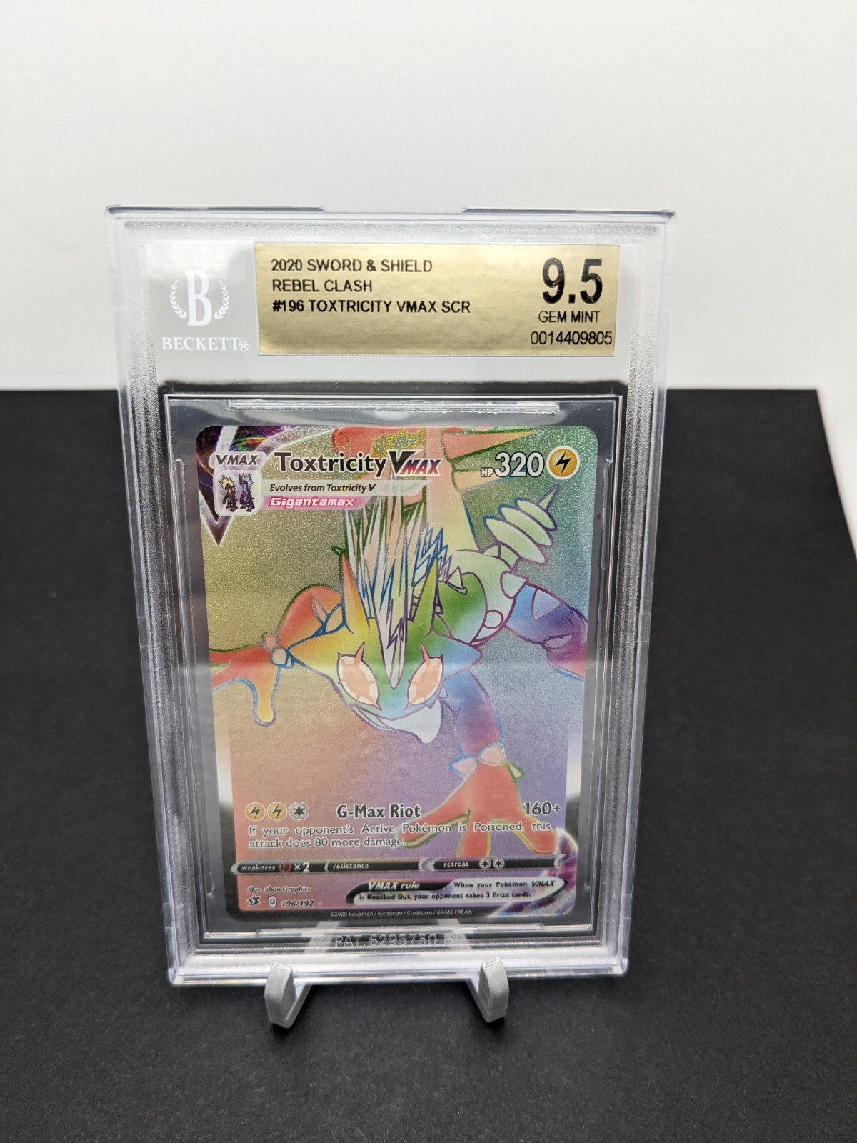 BGS 9.5 Toxtricity VMAX Rainbow SR - Rebel Clash 196/192 - Pokemon TCG Gem Mint
