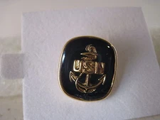 US Navy     logo lapel pin    USA made  new