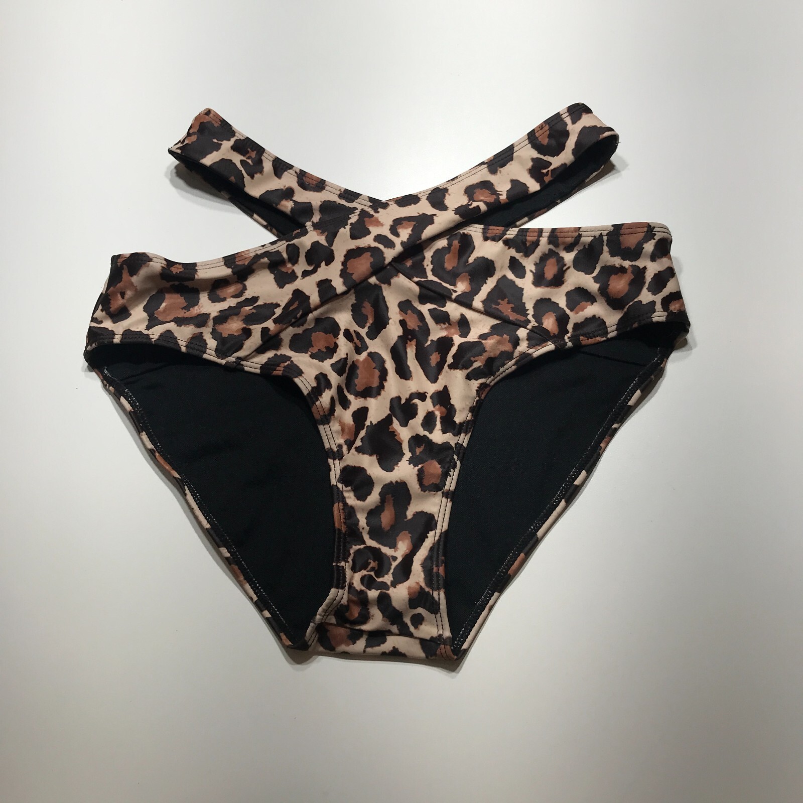 Bikini Bottoms Womens Size Medium Animal Print High-Waist Cut Out Swimwear-image