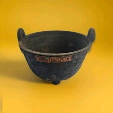 Vintage Cast Iron Smelting Pot, Melting Pot 7x4.5" Cauldron Crucible (George V)