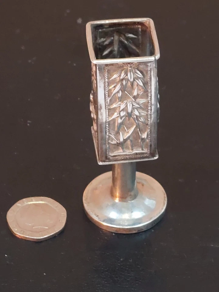 Jarrón de vástago de plata chino Foto 3 de 4