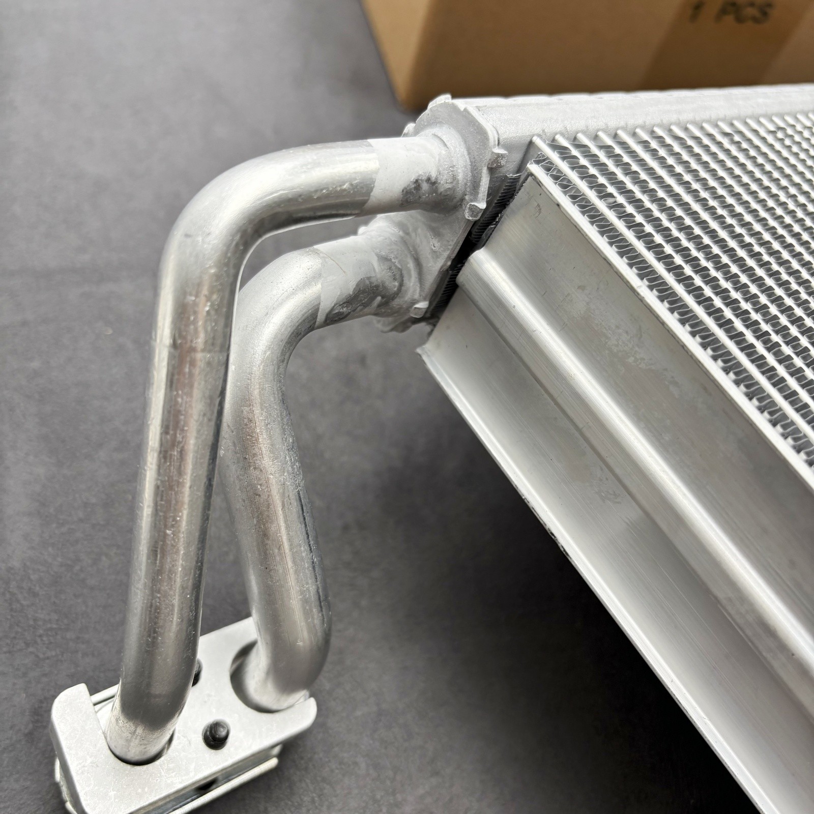 Evaporator For Maserati Quattroporte 3.0L 3.8L 2014-2020 EV ID-673