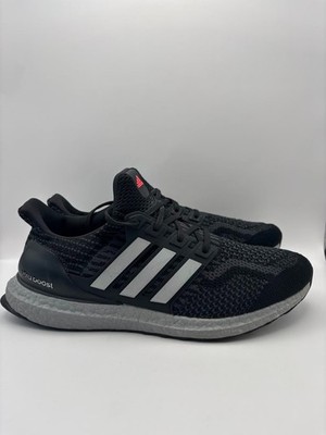 Adidas Men's Ultraboost 5.0 DNA Running Shoes, size 9
