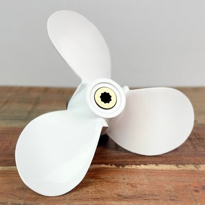 Yamaha Boot Propeller Aluminium 4 - 6 PS Außenborder 7-1/2 x 8 '' 9 Zähne 3 Blatt