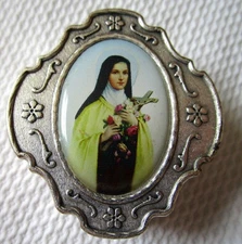 CATHOLIC CASE METAL ST THERESE OF LISIEUX WITH TINY ROSARY PATRON MISSIONNARIES
