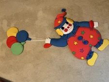SOFT SCULPTURE HAPPY CLOWN W/BALLOONS NURSERY DECOR WALL HANGING 27” X 25”