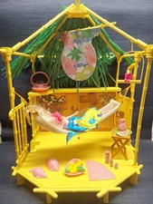 1987 Mattel Barbie Doll Island Fun Tiki Hut Set Near Complete Beach W Outfits