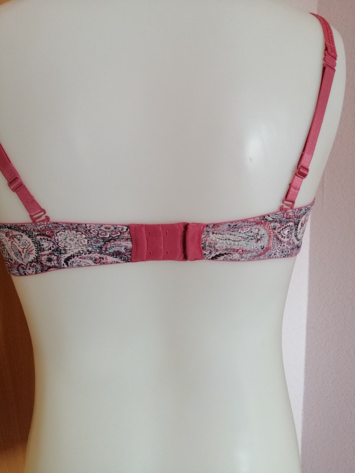 Bild 6 von 9