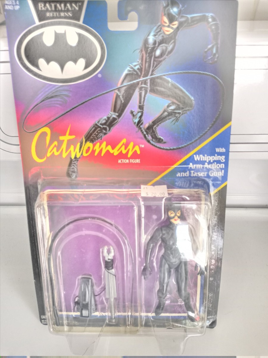 1991 KENNER BATMAN RETURNS CATWOMAN With Whip Arm Action and Taser