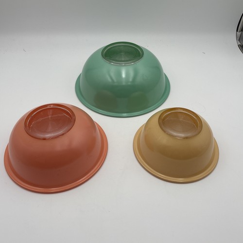 Pyrex Vintage Nesting Mixing Bowls Pastel Colors Clear Bottom MCM Y2K - Picture 7 of 16