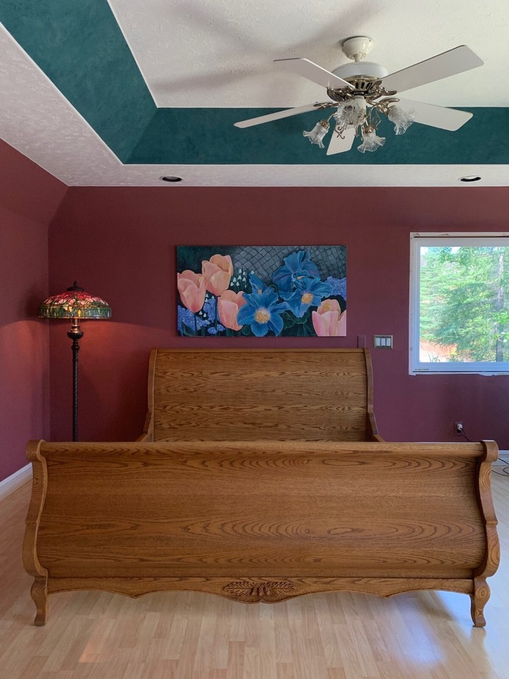 OAKWOOD INTERIORS VERSAILLES "SLEIGH BED" CALIFORNIA KING, SOLID CARVED