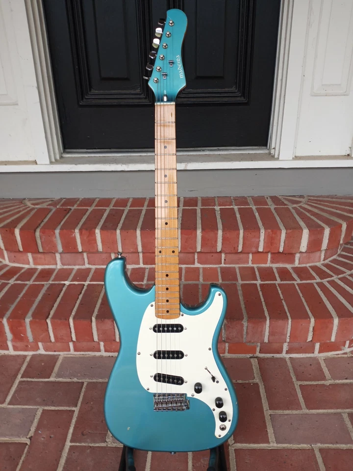 Madera de Guild EG51B años 70/80, listo para jugar con un lote de mejoras *Leer* Foto 2 de 4