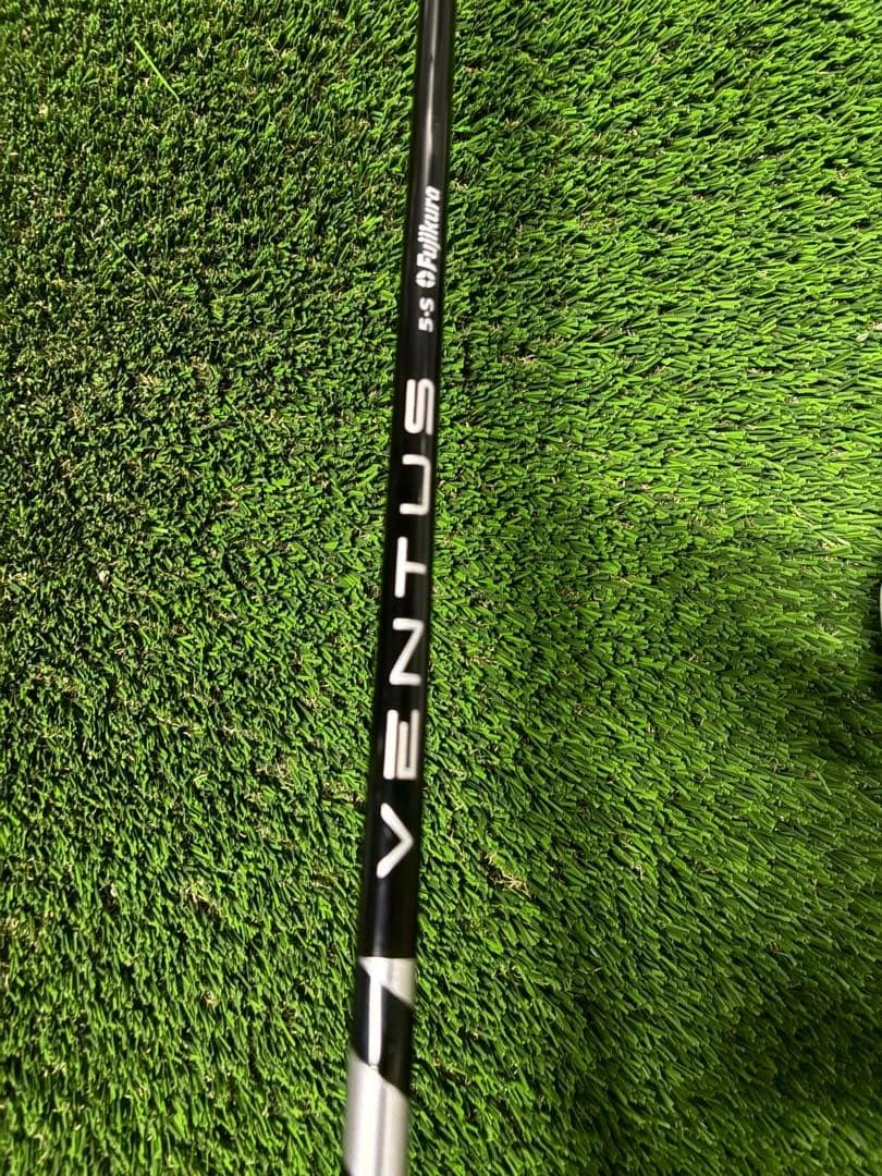Titleist TSi3 10.5 deg Driver VENTUS BLACK 5.0 RH with Headcover