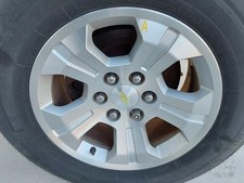 Used Wheel Fits 2015 Chevrolet Silverado 1500 Pickup 18x8-12 5 Spoke Single Na Used Wheel Fits 2015 Chevrolet Silverado 1500 Pickup 18x8-12 5 Spoke Single Na