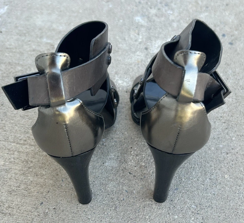 ZAPATOS TORY BURCH TACÓN ALTO CUERO Metálico Teagan Gladiador TALLA 6 Foto 3 de 4